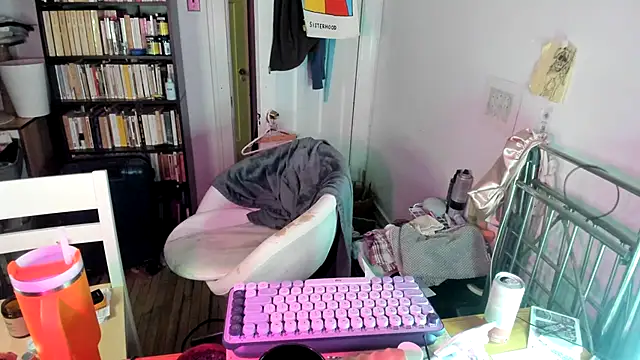 Rosiee69_'s cam snapshot