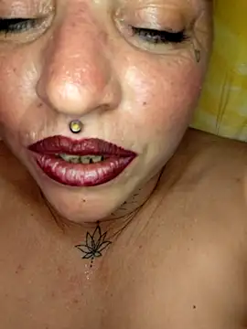 Ninfa7811's cam snapshot