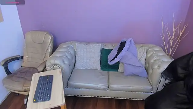 sarabony's cam snapshot