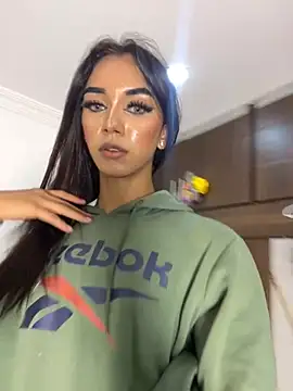 Nikol_Rang__ live sex cam