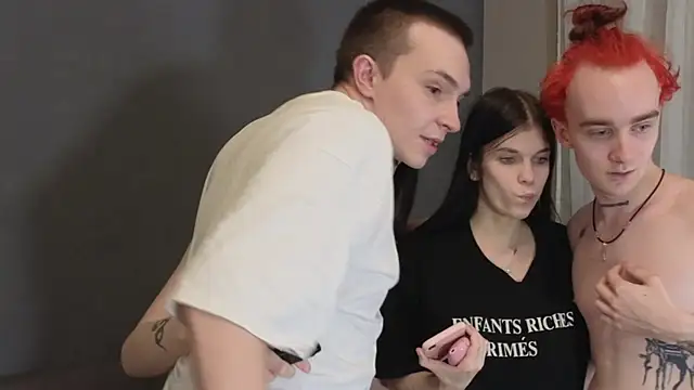 notaswingers's cam snapshot