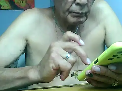 dirtysluttyfist's cam snapshot