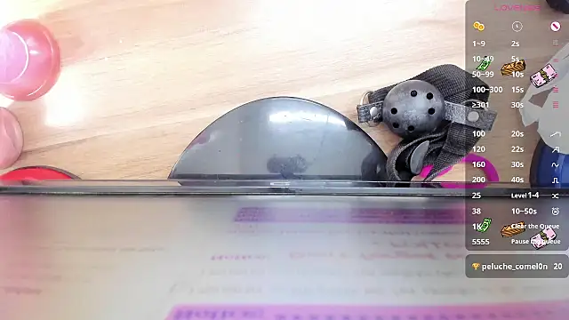 miranda_vegaa's cam snapshot