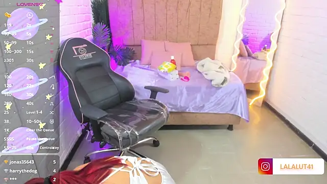 Lalalutsy_tay's cam snapshot