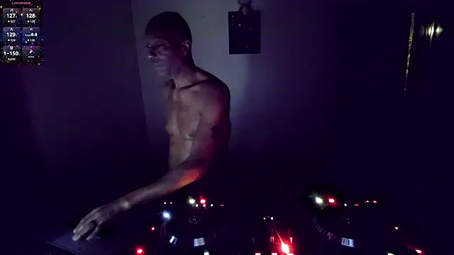 longdick4you8686 live sex cam