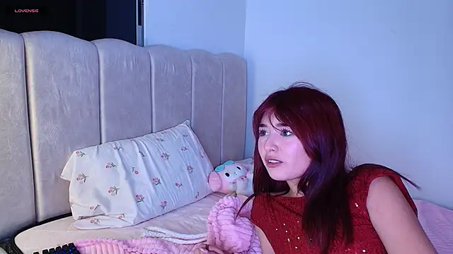 petite_mariee's cam snapshot