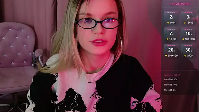 KellyHayden's cam snapshot