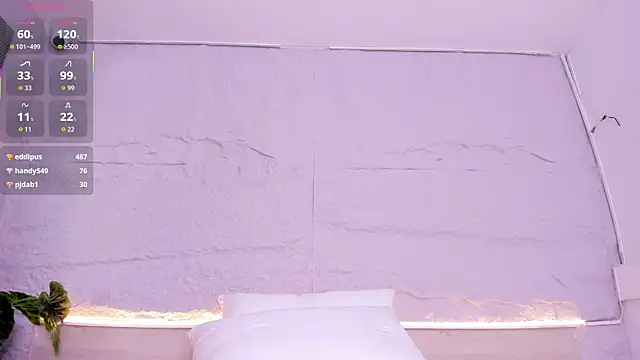 Violettaevans_'s cam snapshot