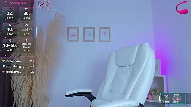 shannel_moss__'s cam snapshot