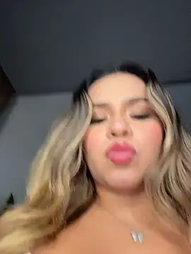 itsdanividarte's cam snapshot