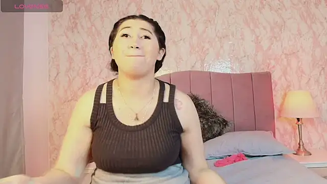 Megannn__21's cam snapshot