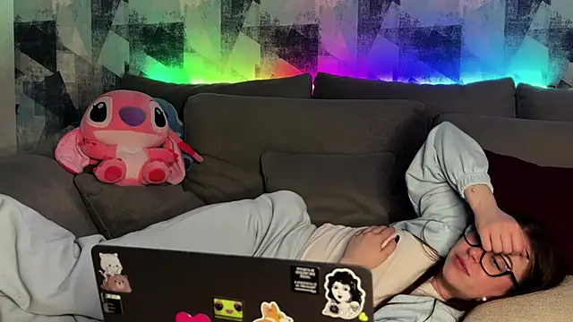 OhNicolle's cam snapshot