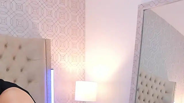 SuccubusDolly's cam snapshot