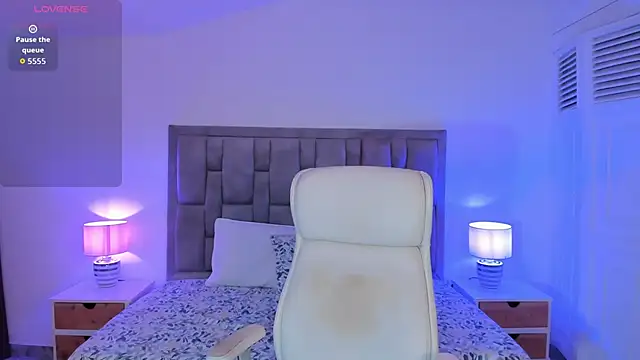 xelenagomez33's cam snapshot