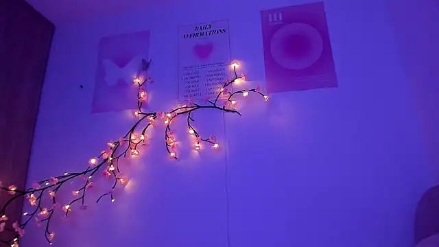 alexa_6908's cam snapshot