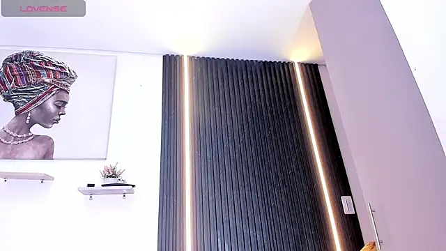 Gabrielaa_Miller_'s cam snapshot