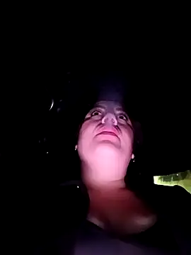 Lesly_10-'s cam snapshot