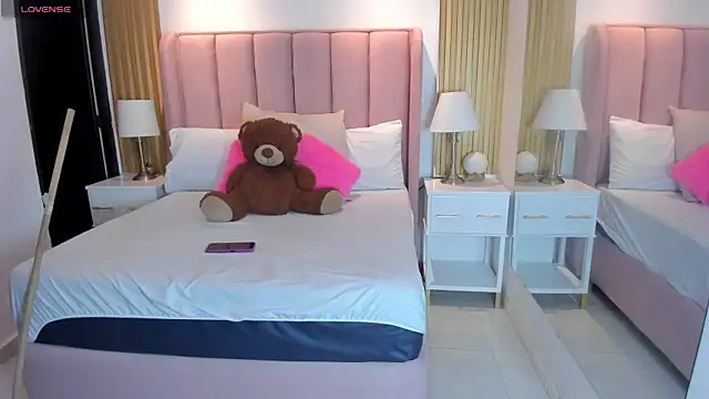 Evie_Mon_'s cam snapshot