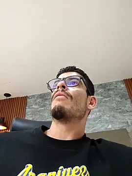 damian_bull live sex cam