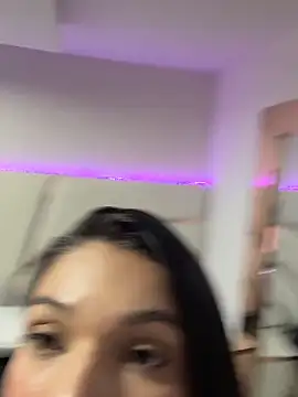 catalina_garciaa's cam snapshot