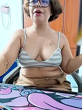 saenz_eymi's cam snapshot