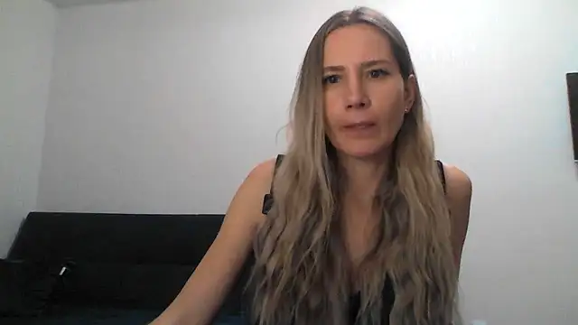 Tavriena's cam snapshot