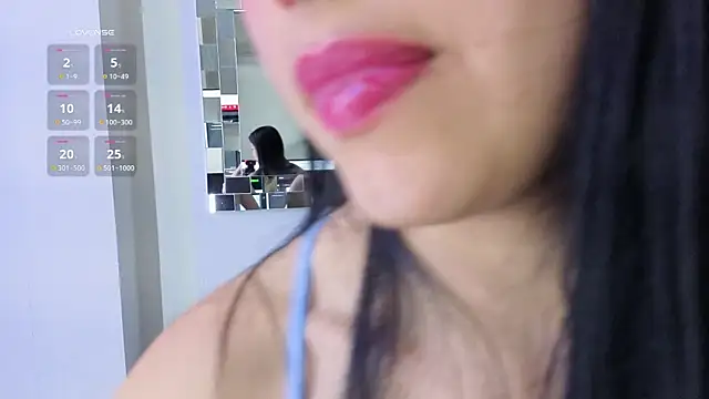 Eliie_Ruizz's cam snapshot