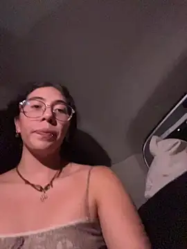 PussyLoversShow's cam snapshot