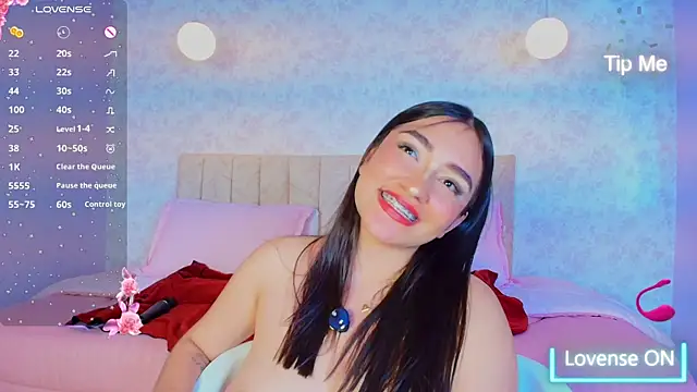 sweet_artemiis's cam snapshot