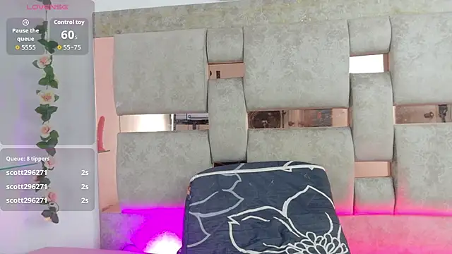 Natasha-Adams's cam snapshot