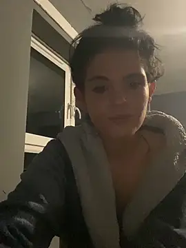 Camwithchlox's cam snapshot