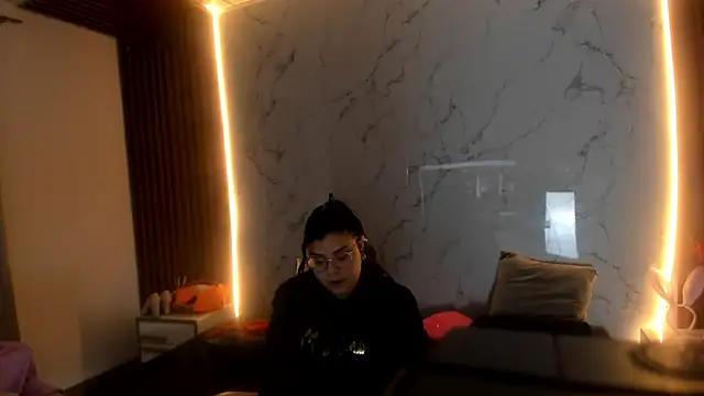 shasha_bloom's cam snapshot