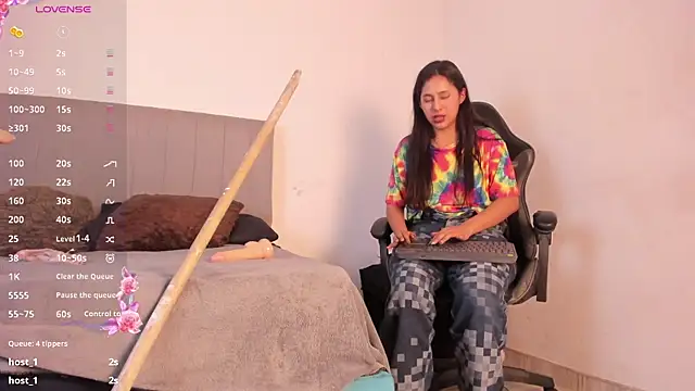 SoffiRousee's cam snapshot