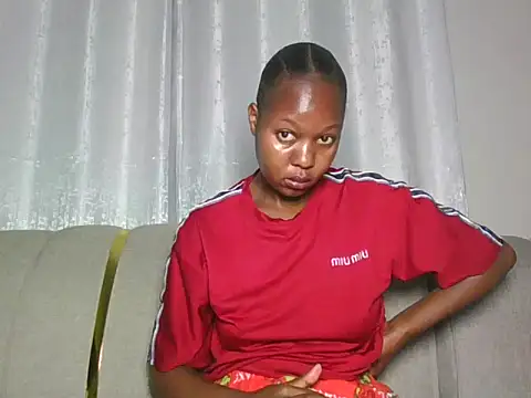 sexy_barbie2024's cam snapshot