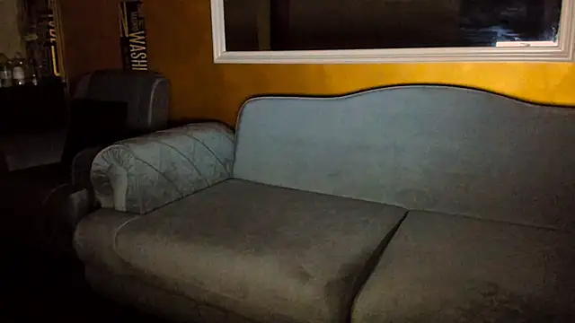 Roxee33's cam snapshot