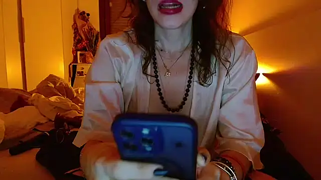 Regina_5's cam snapshot