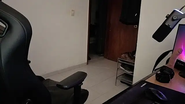 Paul00474's cam snapshot