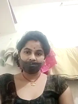 JULEE-740's cam snapshot