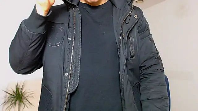 ZeinMiracles's cam snapshot