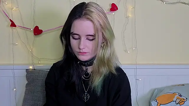 PortiaHedge's cam snapshot