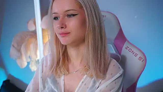 Celeste_eyes0n's cam snapshot