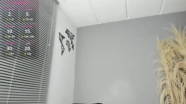 Latin_boy_surprisee's cam snapshot