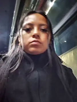 LunaHot_777 live sex cam