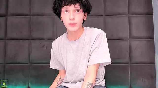 ColeStorm live sex cam