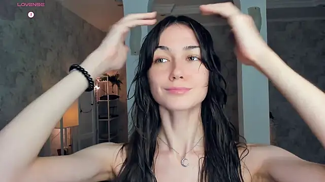 ReneeLippeatt live sex cam