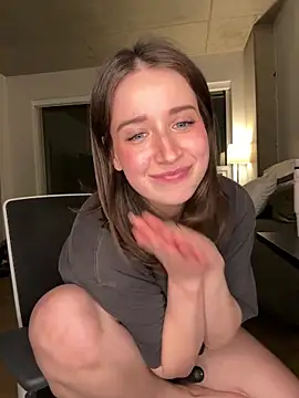 nerdynina live sex cam