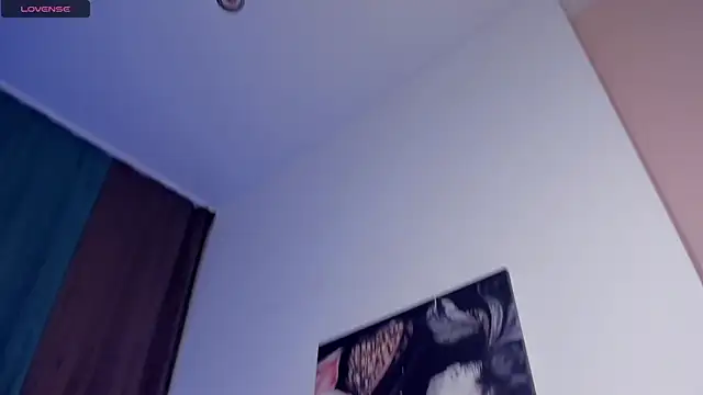 VedaSchulz's cam snapshot