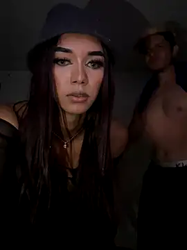 Nikol_Rang__ live sex cam