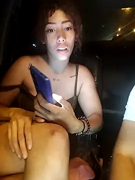 roxyrougee's cam snapshot