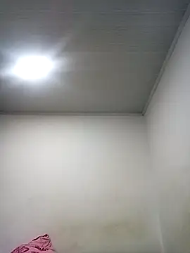 HALAIA_HOT's cam snapshot